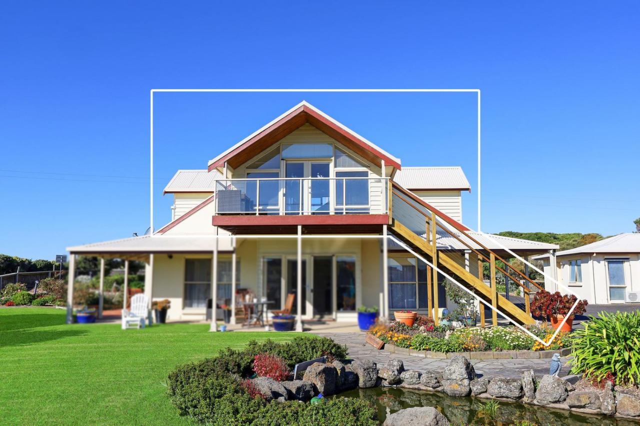 Logans Beach Apartments - The Loft Γουόρναμπουλ Εξωτερικό φωτογραφία