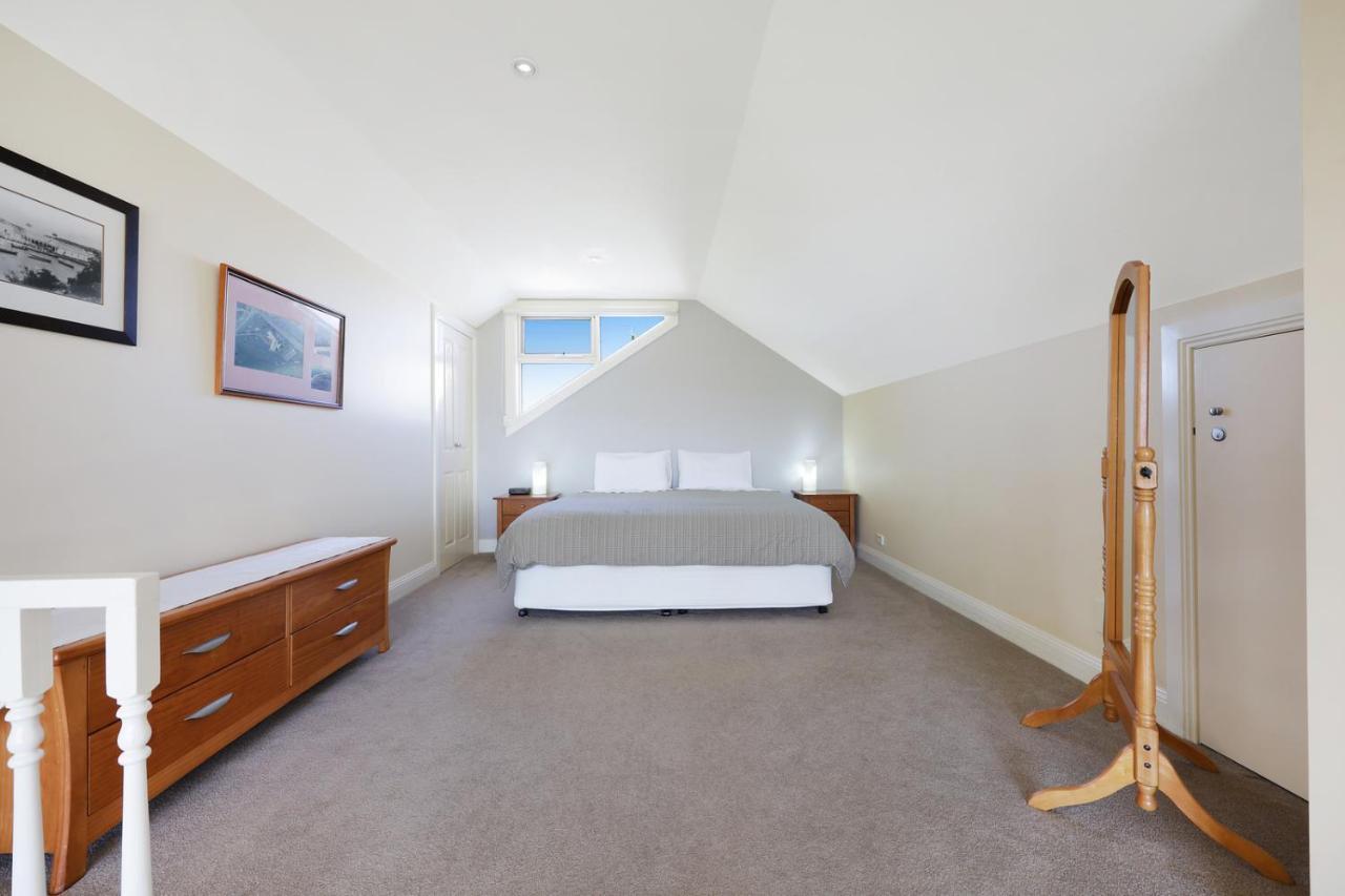 Logans Beach Apartments - The Loft Γουόρναμπουλ Εξωτερικό φωτογραφία